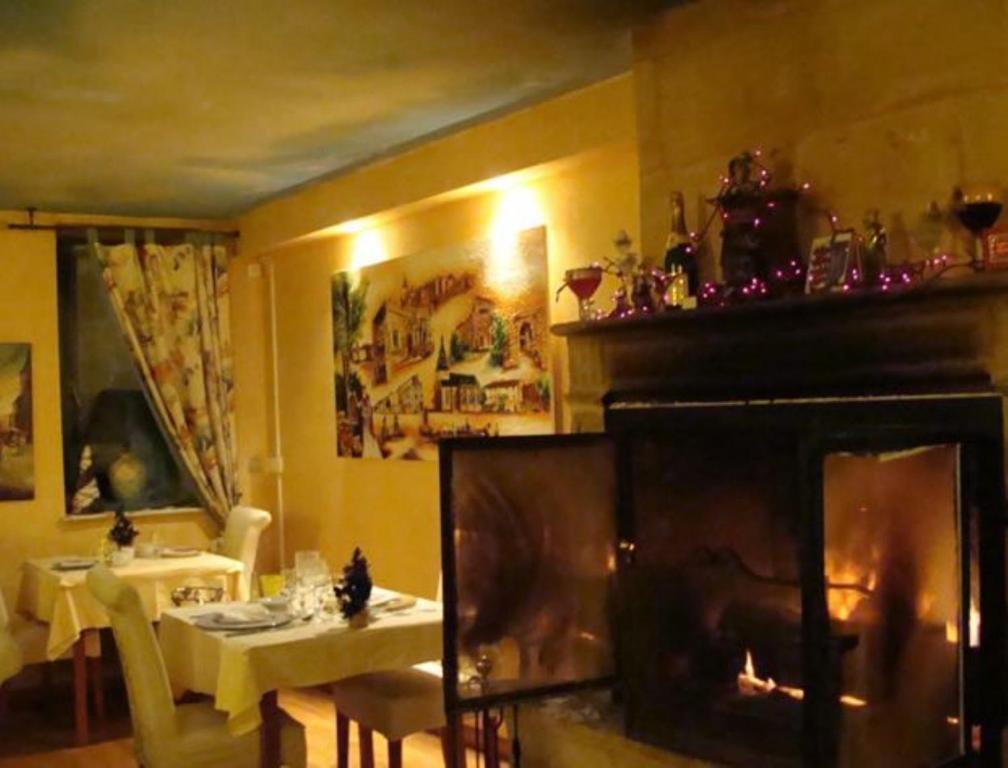 Auberge De Marville Exterior photo